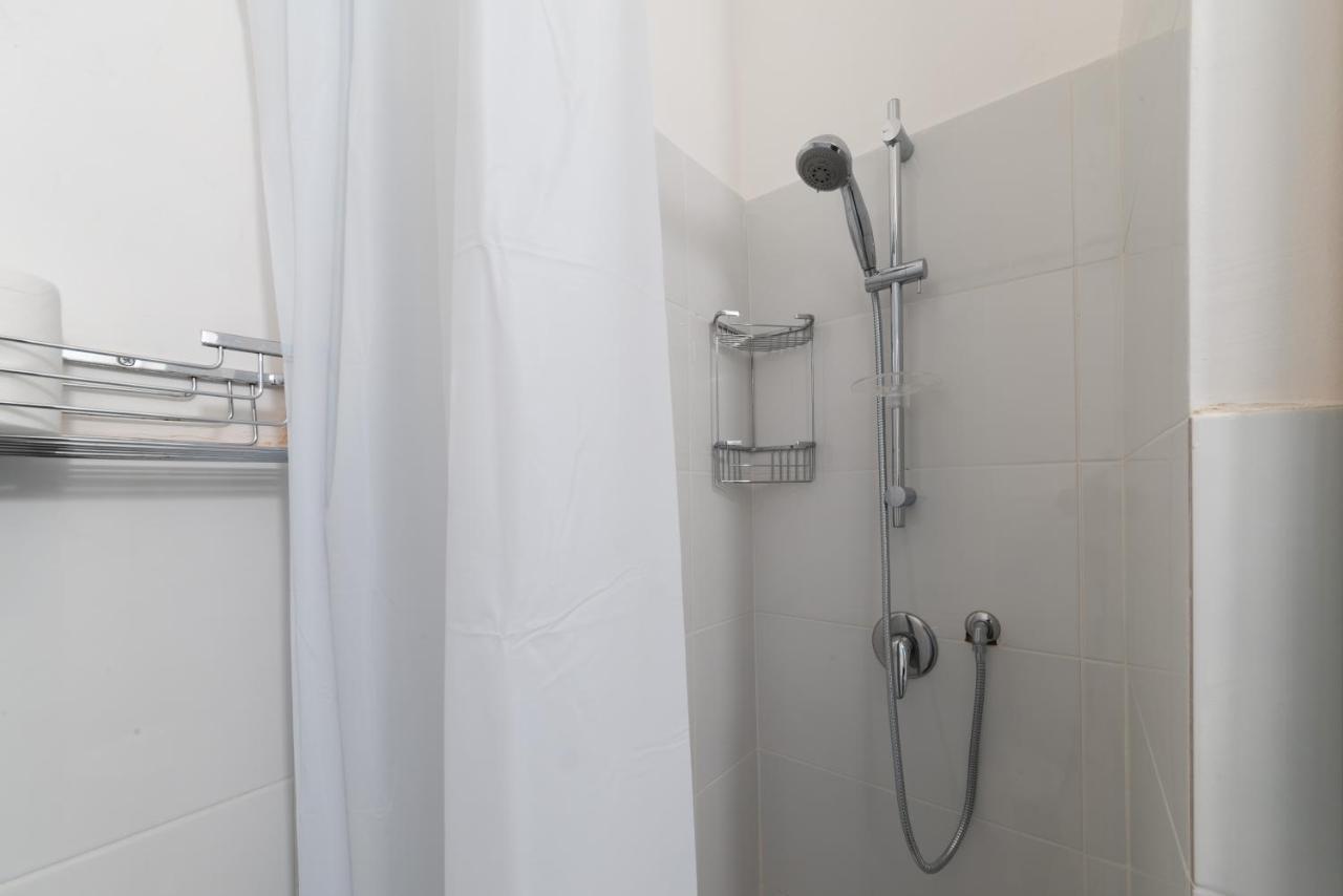 Appartamento Maddalena Alto - Affitti Brevi Italia Genua Exterior foto